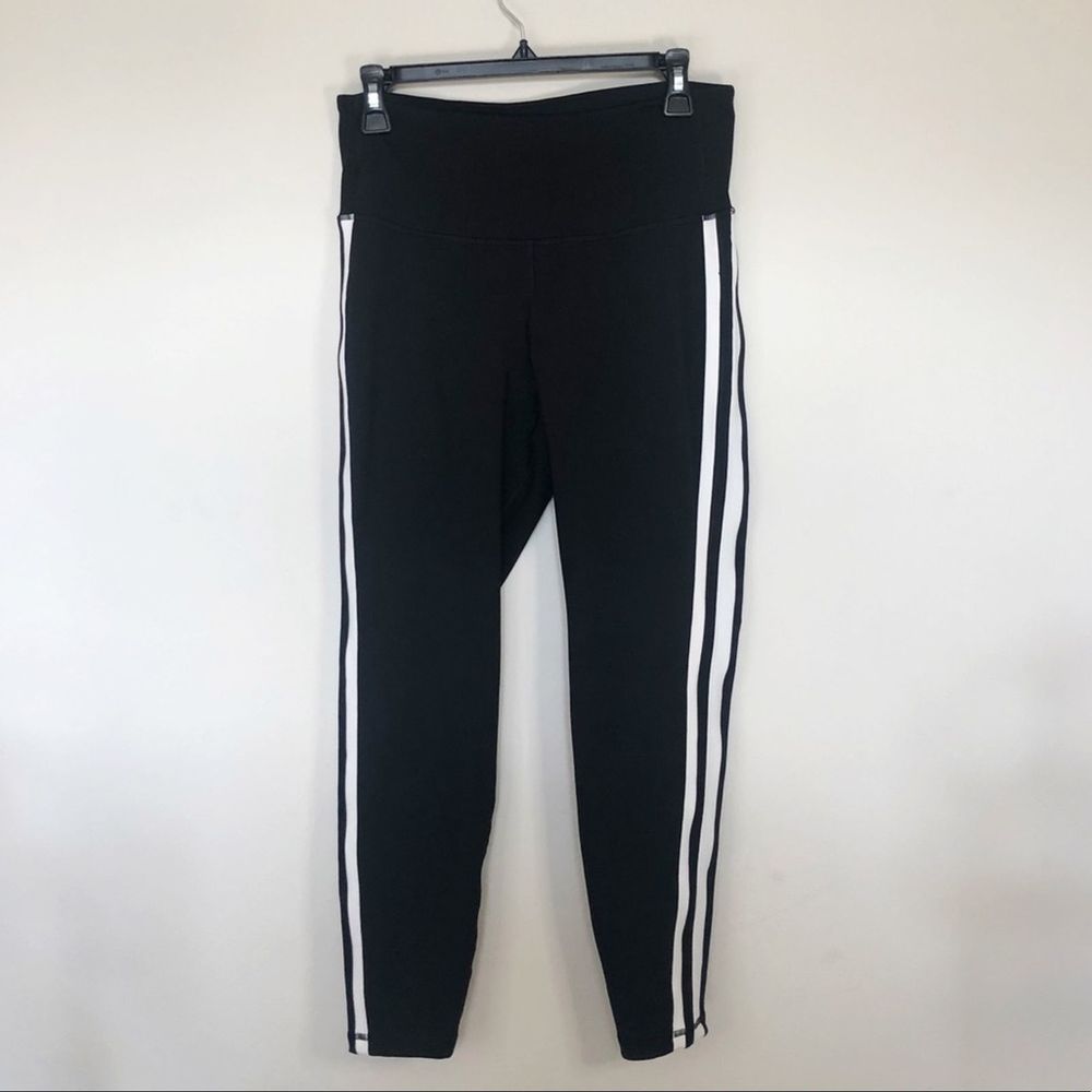 Old Navy Active Elevate Side-Striped Leggi…